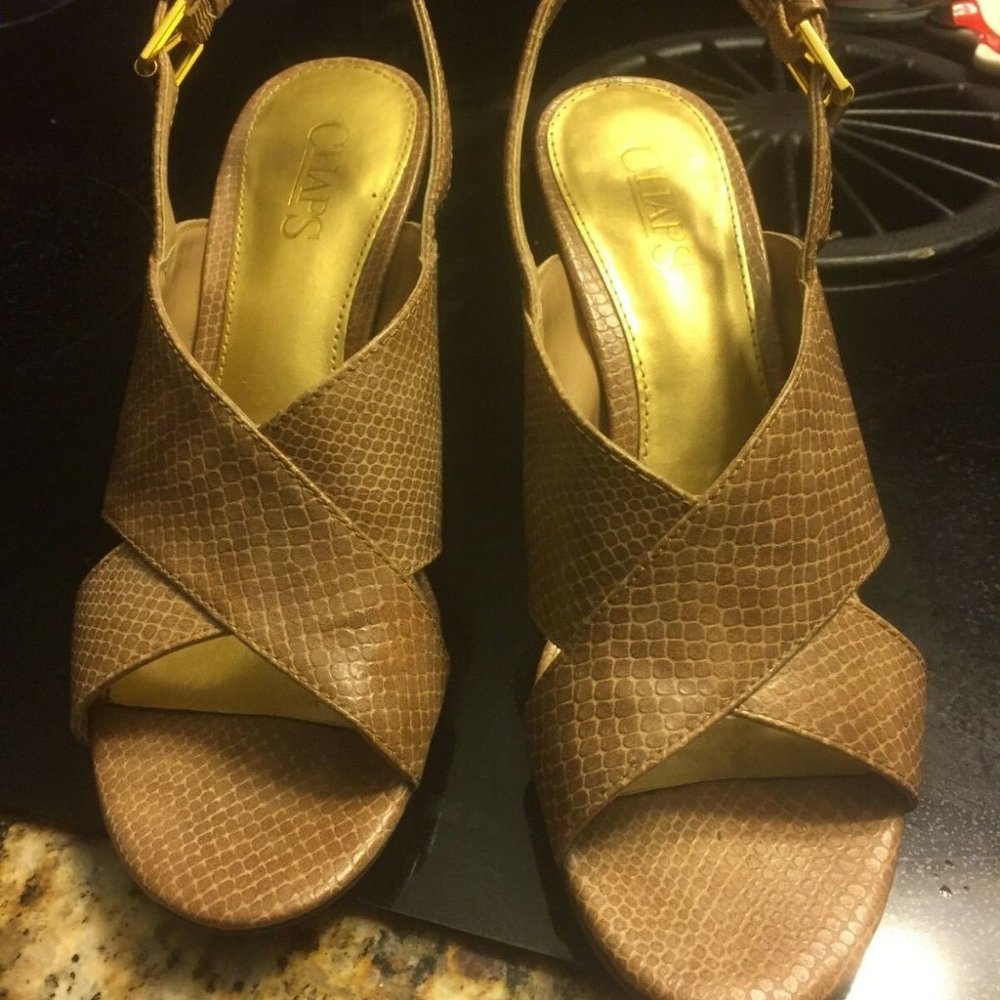 Chaps Size 7 Tan Snakeskin Heels